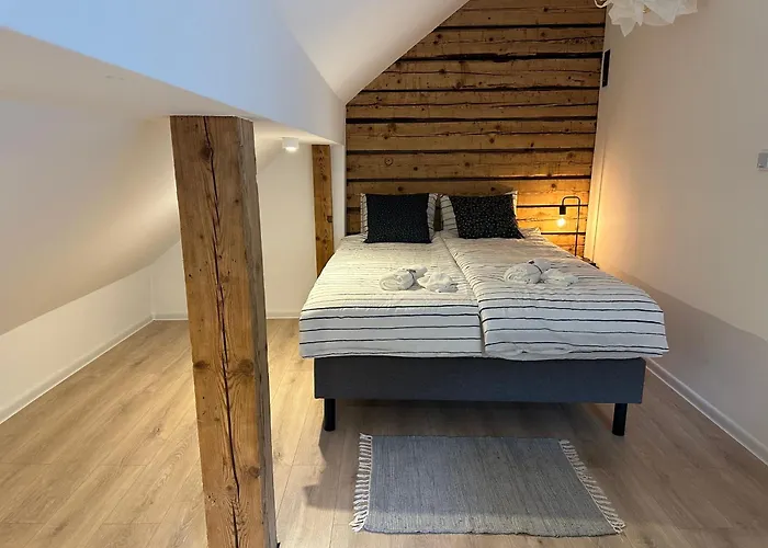 Sanatoryjna * 미에드지고르체